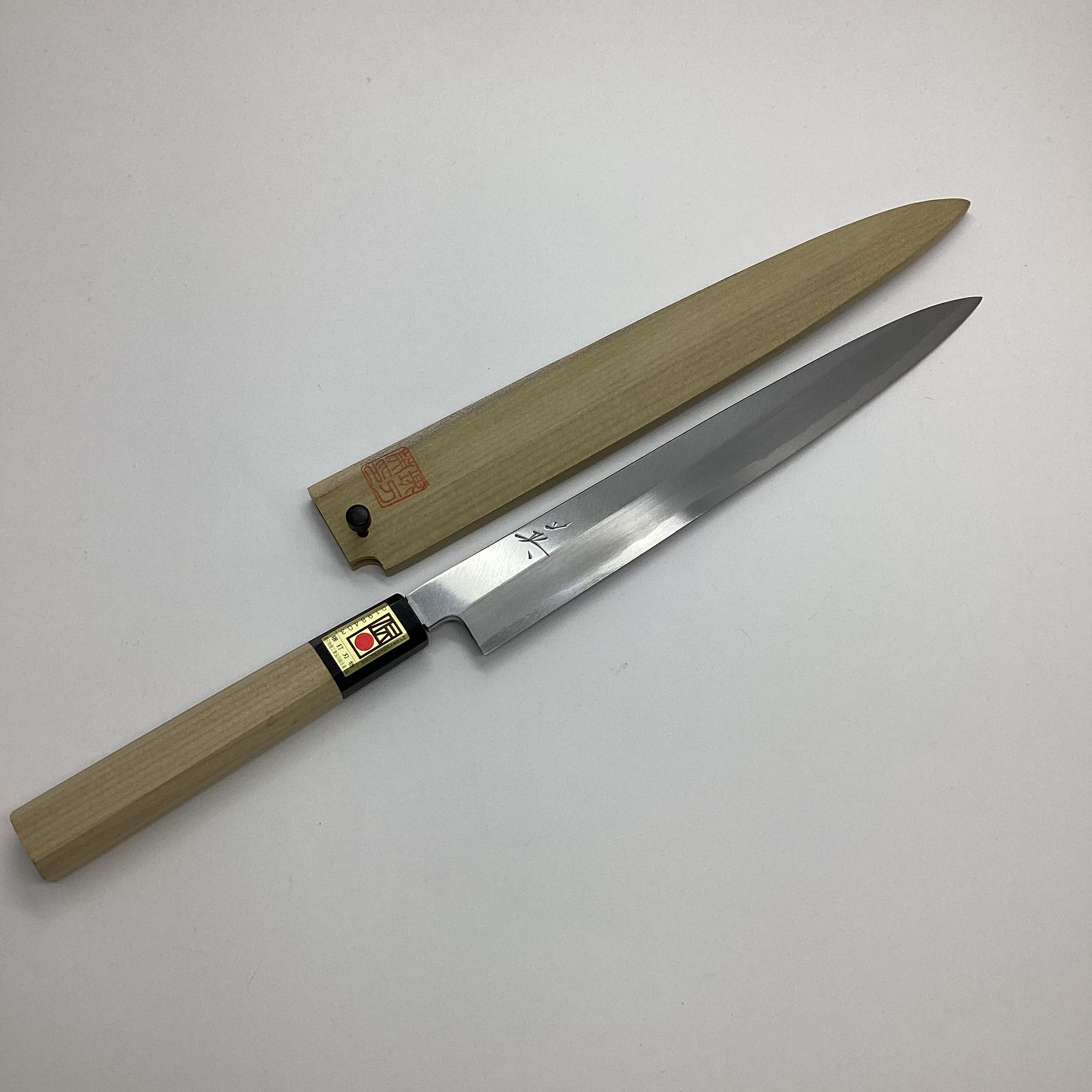 山本刃剣】33 英 柳刃 鞘付 240mm 青鋼1号 朴八角水牛柄｜堺伝匠館