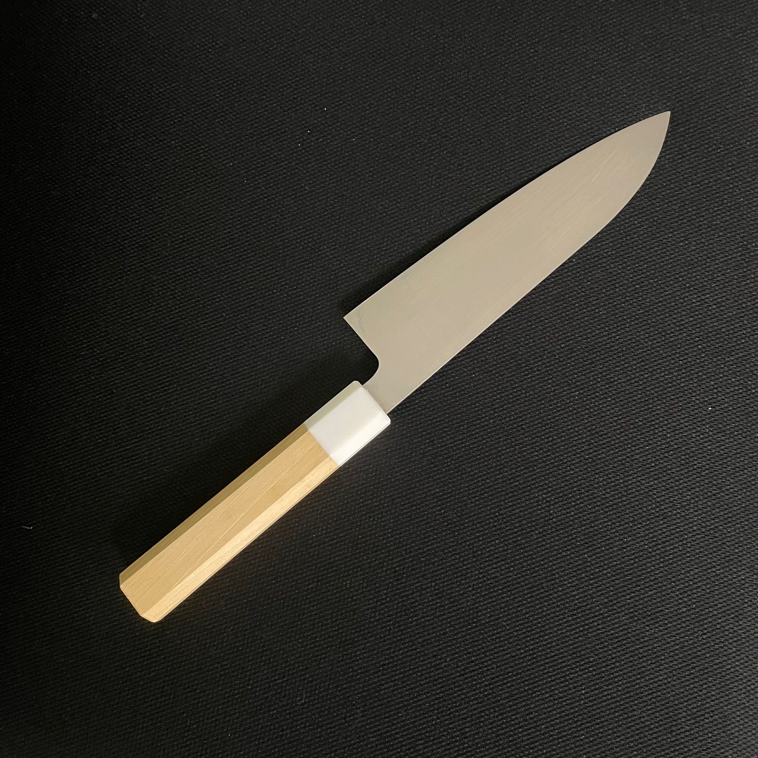sakai kitchen〈堺キッチン〉【高橋楠】一刀齋虎徹 INOX和三徳 青森